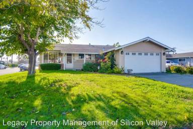 Main picture of 5797 Ring Ct