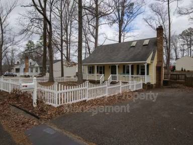 Main picture of 2101 S Twilight Ln
