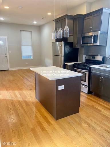 Main picture of 1529 W Huron St