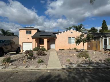 Main picture of 4156 Violet St