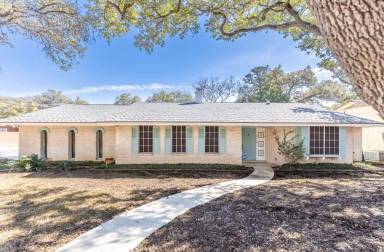 Main picture of 3718 Litchfield Dr