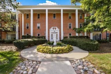 Main picture of 5101 Carriageway Dr