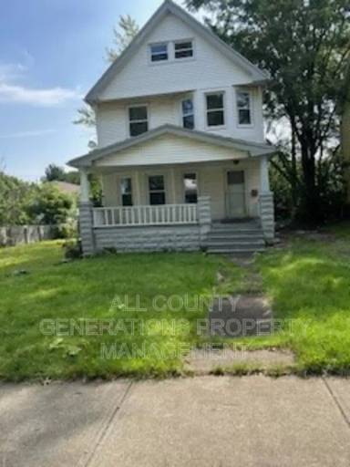 Main picture of 3313 E 121st St