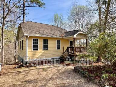 Main picture of 430 Riverview Dr