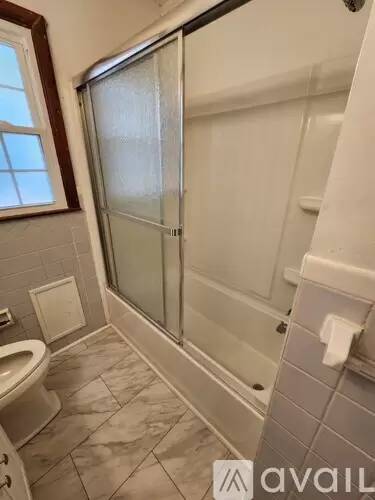 Main picture of 638 Sunview Dr