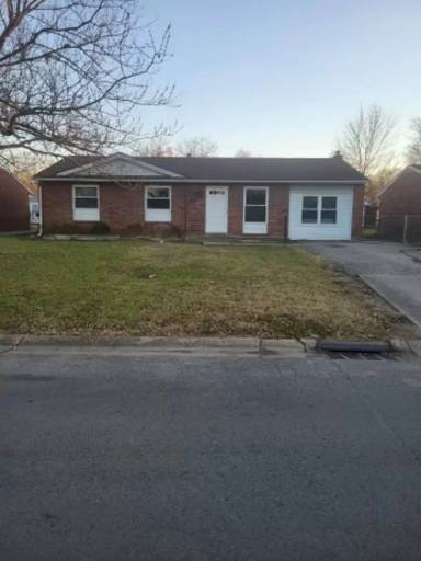 Main picture of 810 Sinclair St