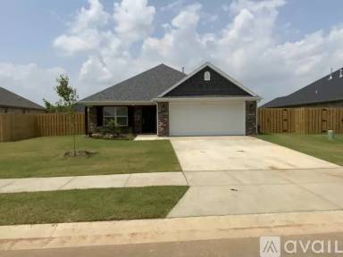 Main picture of 718 Citrine St