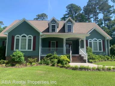 Main picture of 428 Rock Creek Dr N