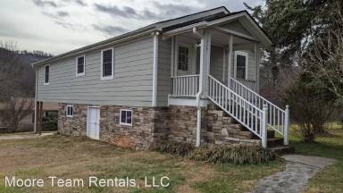 Main picture of 114 Bumont Dr