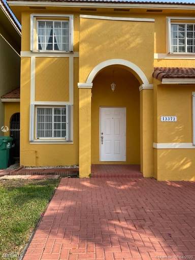 Main picture of 13372 SW 143rd St