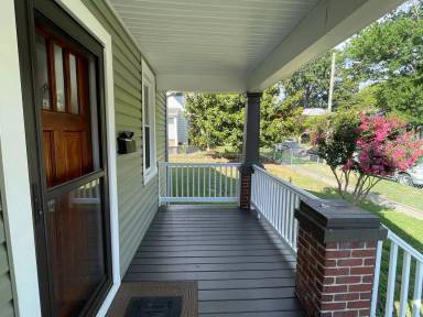 Main picture of 2100 Gordon Ave