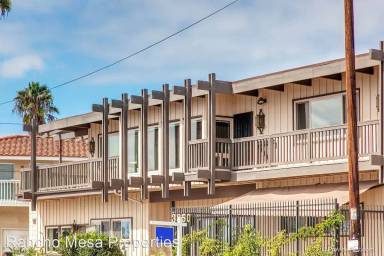 Main picture of 3850 Crown Point Dr