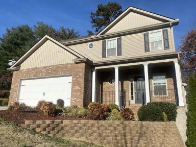 Main picture of 1120 Maples Glen Ln