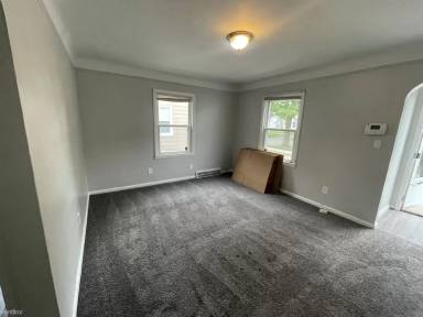 Main picture of 19104 Washtenaw St