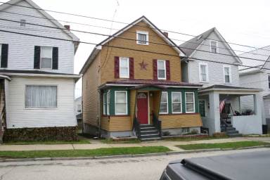 Main picture of 858 9th Ave