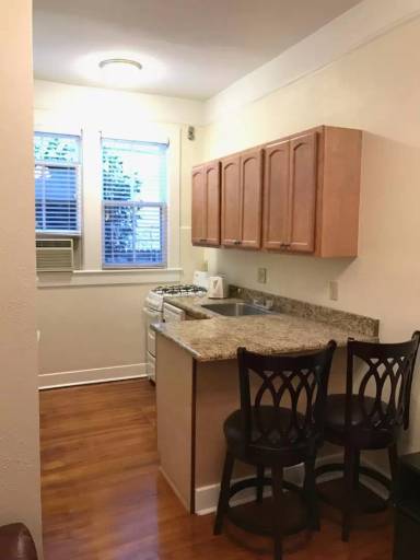 Main picture of 4514 Prytania St