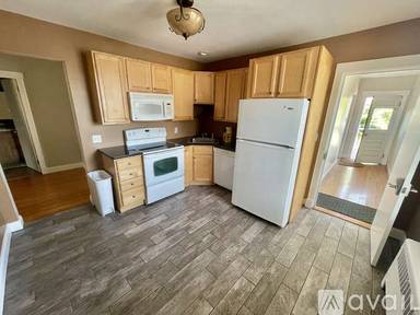 Main picture of 9 Central St