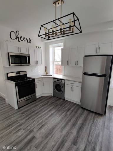 Main picture of 261 Hutton St