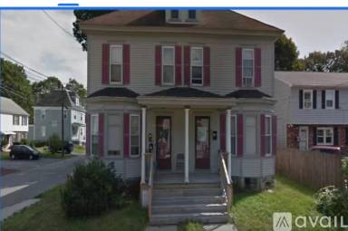 Main picture of 94 Midland St