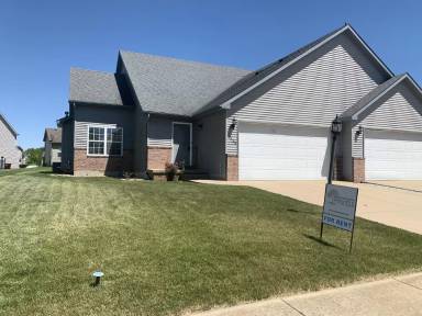 Main picture of 2228 W Geneva Rd