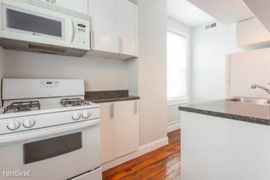 Main picture of 932 W College Ave