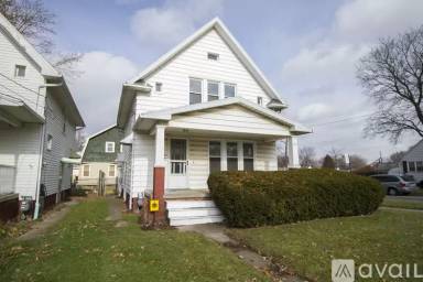 Main picture of 902 Dryden Dr