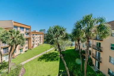 Main picture of Tampa Racquet Club Condo