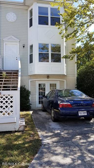 Main picture of 386 Francisco Way