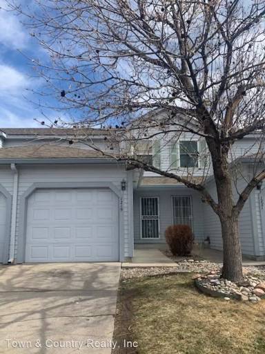 Main picture of 1209 Firefly Cir