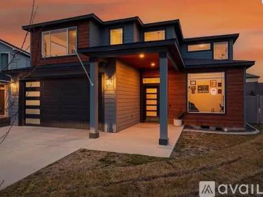 Main picture of 4672 Jodie St