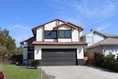 Main picture of 8112 Willowglen Dr