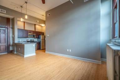 Main picture of 17 Mineral Springs Rd