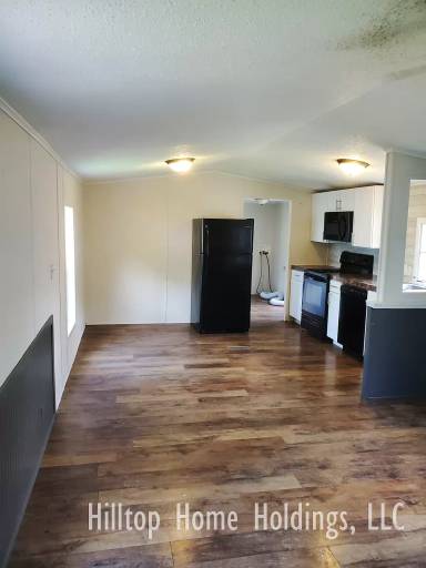 Main picture of 27-71 Hilltop Rd