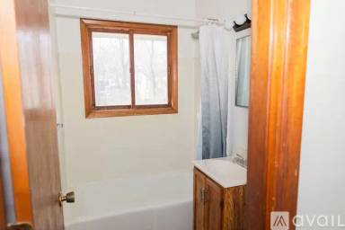 Main picture of 417 E Watrous Ave