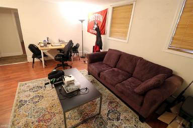 Main picture of 51 Lopez St