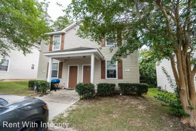 Main picture of 81 Bass St