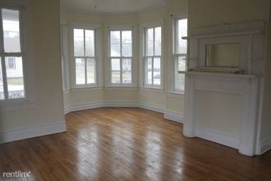 Main picture of 504 W Colonial Ave