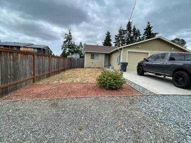 Main picture of 105 162nd St S