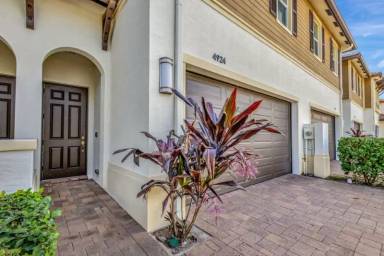 Main picture of 4924 Pointe Midtown Way