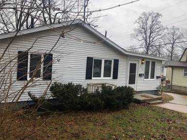 Main picture of 314 W 16th St