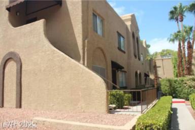Main picture of 5131 Pioneer Ave