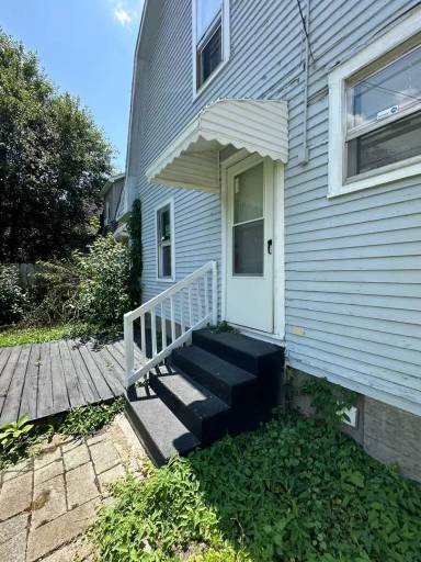Main picture of 523 Nicholas St