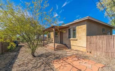 Main picture of 850 E Freeman Pl