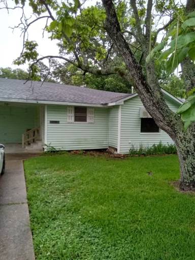 Main picture of 1330 Palmetto Rd
