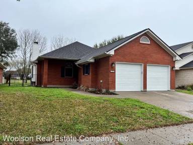Main picture of 219 Charleston Dr