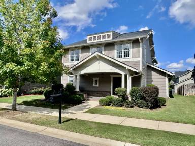 Main picture of 2641 Montauk Rd