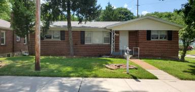 Main picture of 1361 N Florissant Rd