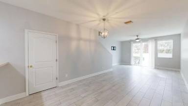 Main picture of 6032 Bartram Village Dr