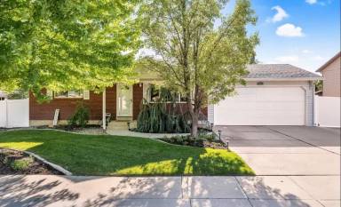 Main picture of 10302 S Clearview Dr