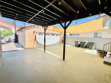 Main picture of 17922 Thornlake Ave